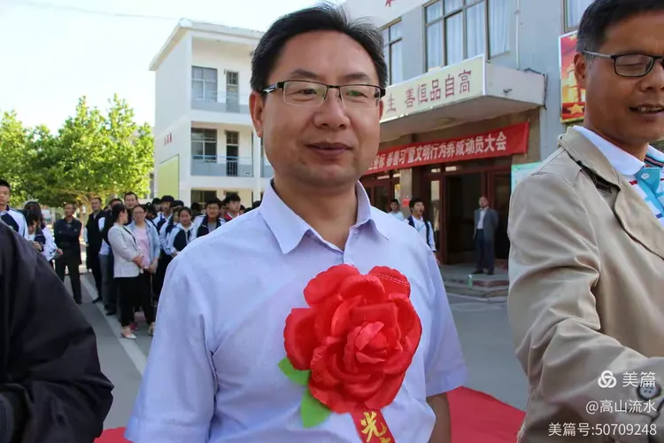 少年辛苦终身事 莫向光阴惰寸功